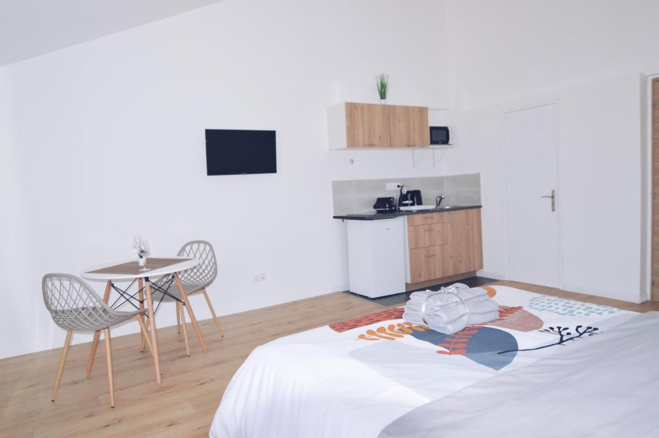 Studios Lsquare-Residence Châtellerault Exteriér fotografie